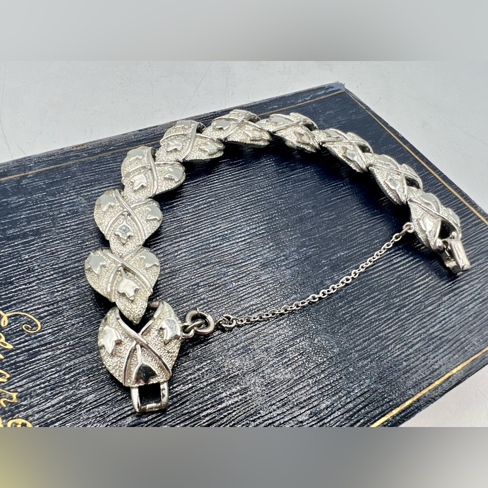 Vintage CORO silver tone link bracelet 7” - Picture 2 of 10